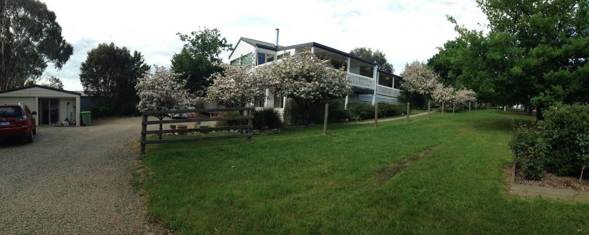 Yarra Glen Bed & Breakfast Esterno foto